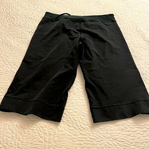 lululemon athletica Black Capris
